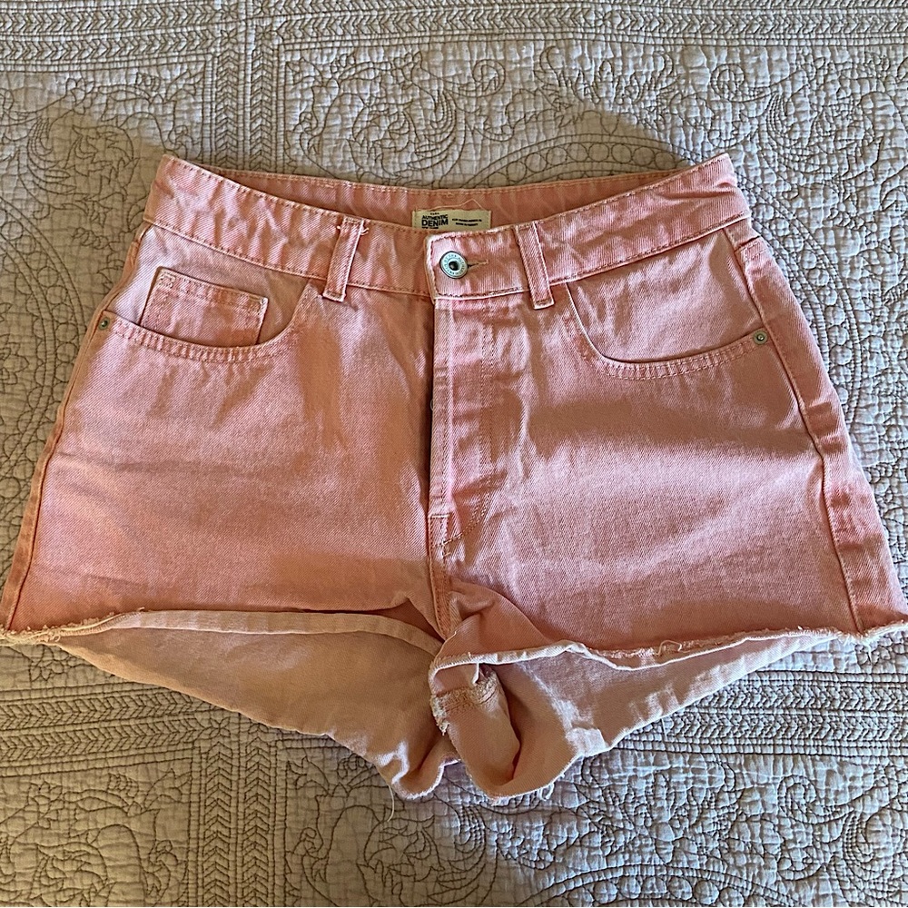 Pink Zara high rise mom jean shorts